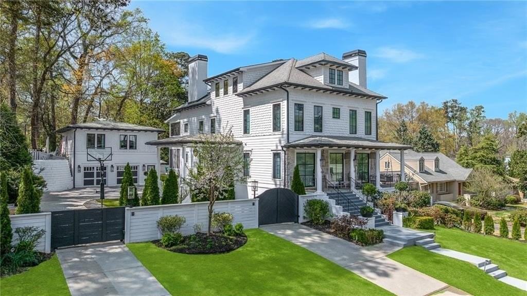 1812 Wellbourne Dr Ne