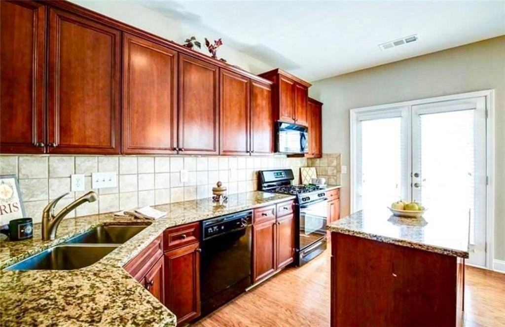 217 16th St Nw Unit 43 - Photo 5 of 9