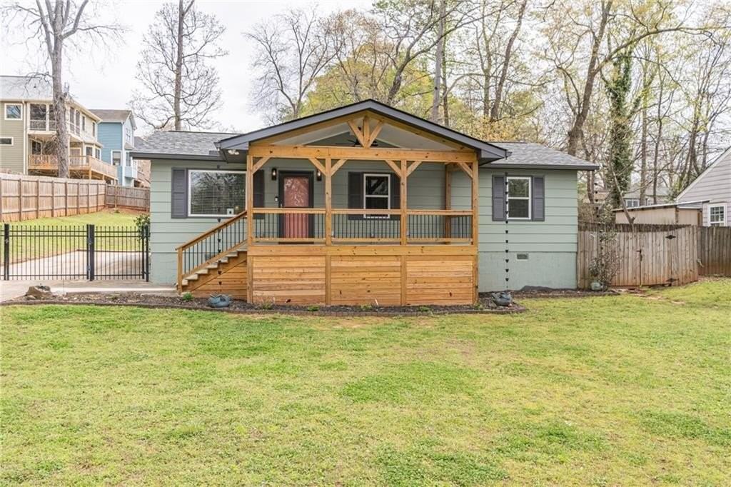 1660 White Oak Way - Photo 2 of 27