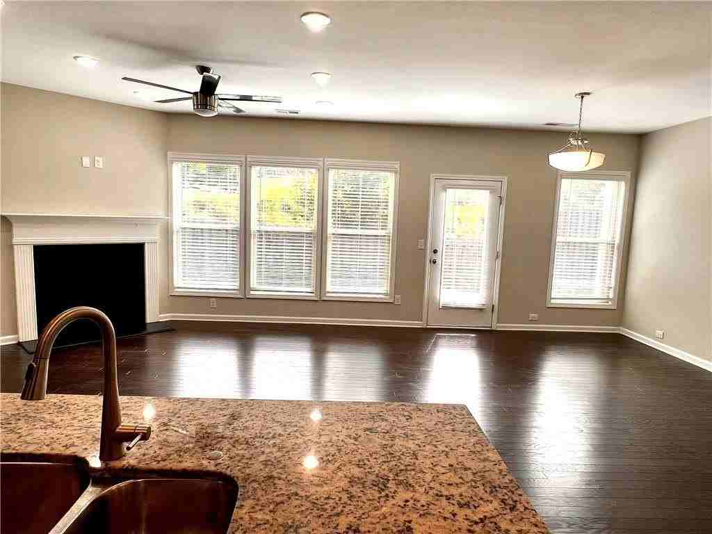 4305 Bryton Trace Dr - Photo 3 of 14