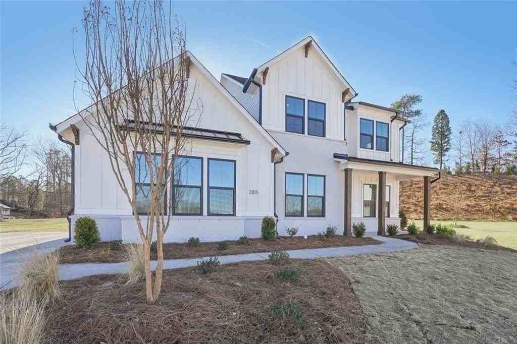 2815 Medford Dr - Photo 5 of 50