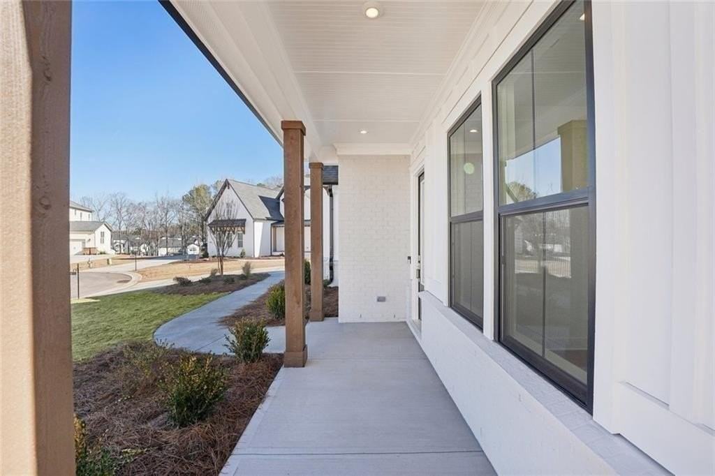 2815 Medford Dr - Photo 6 of 50