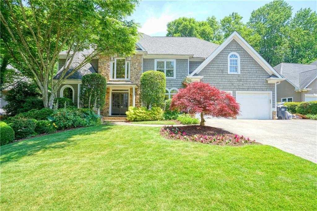 958 Glenverness Dr - Photo 2 of 50