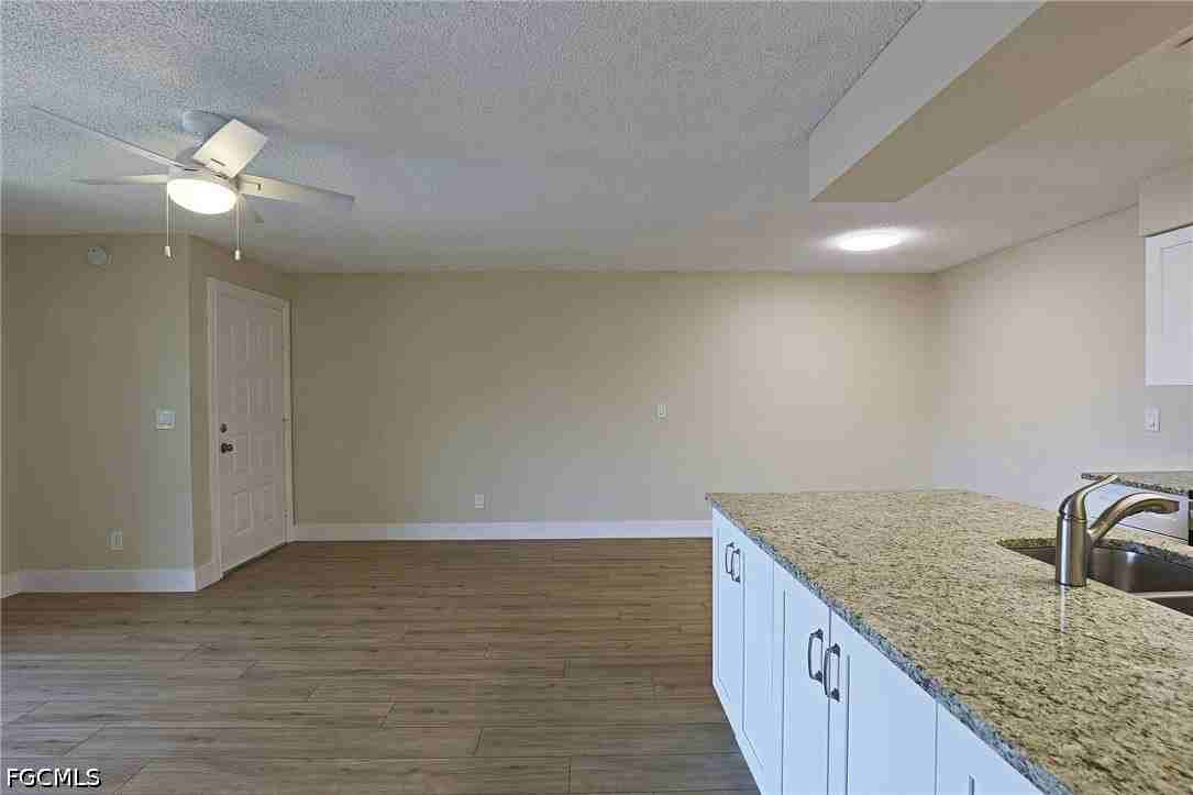 5311 Summerlin Rd Unit 1112 - Photo 6 of 16