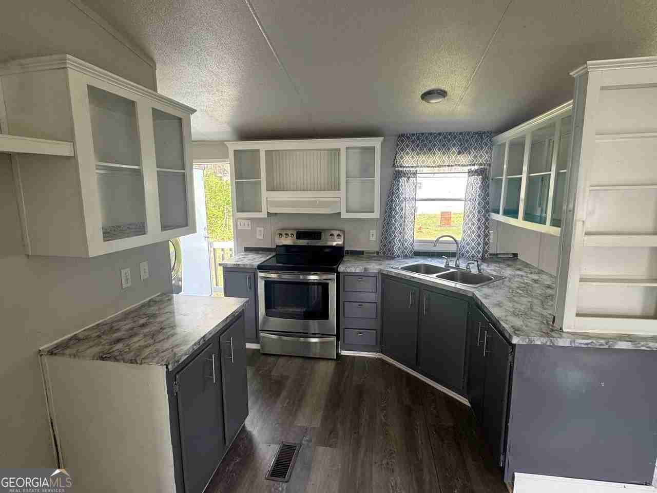 18 Mohican Maze - Photo 4 of 11