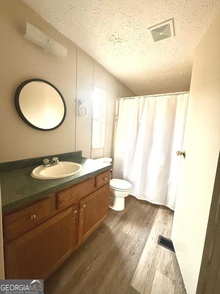 110 Little River Dr - Photo 7 of 11