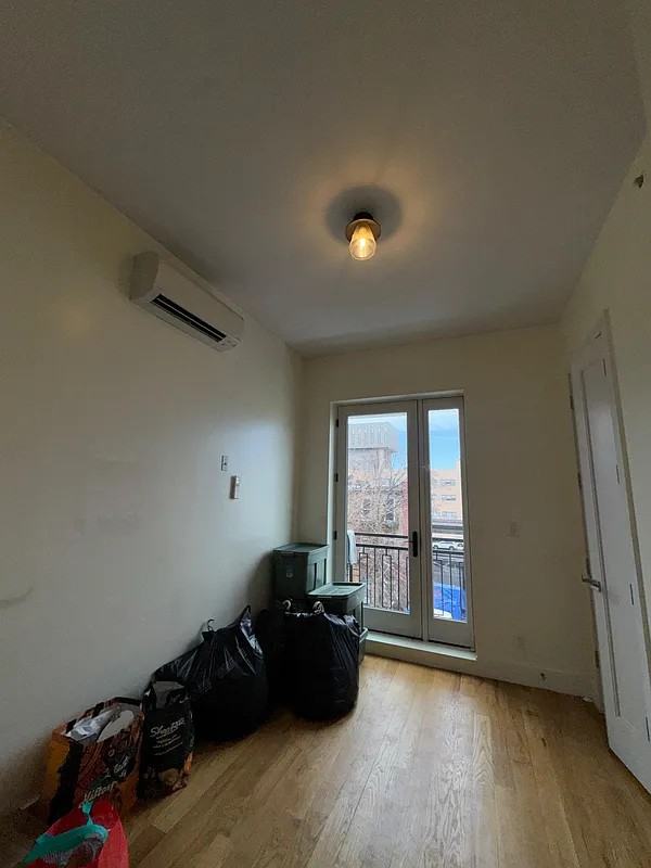 Pacific St #3B - Photo 2 of 8