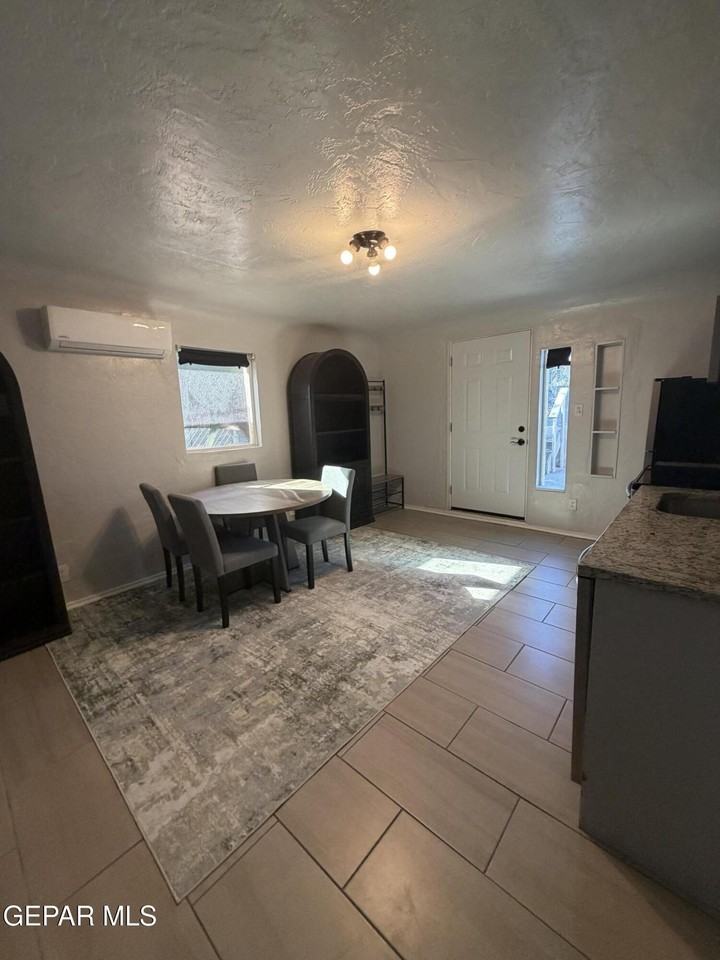 2618 Idalia Ave Unit A - Photo 6 of 21