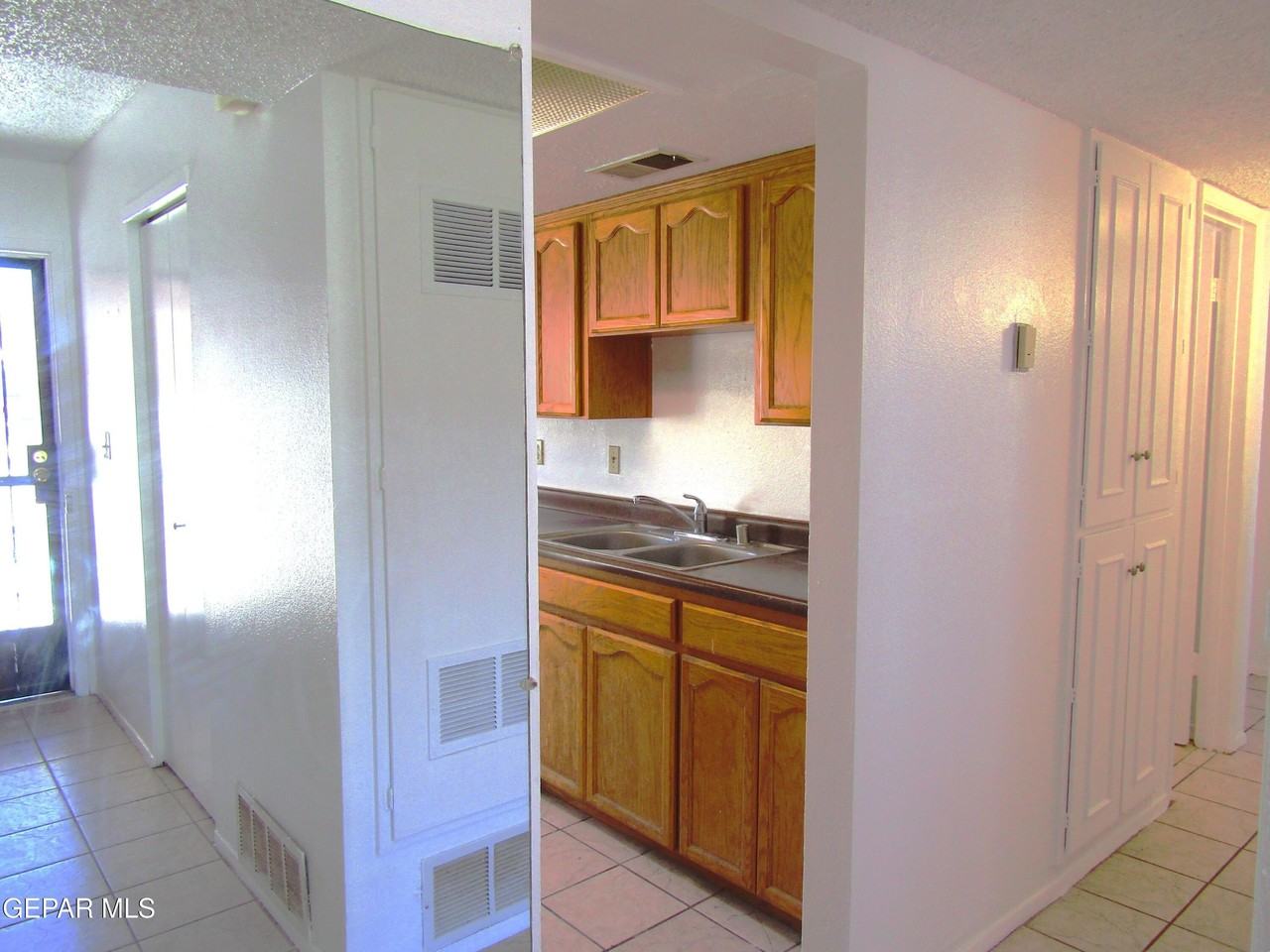 1500 Babe Hiskey Ln - Photo 5 of 39