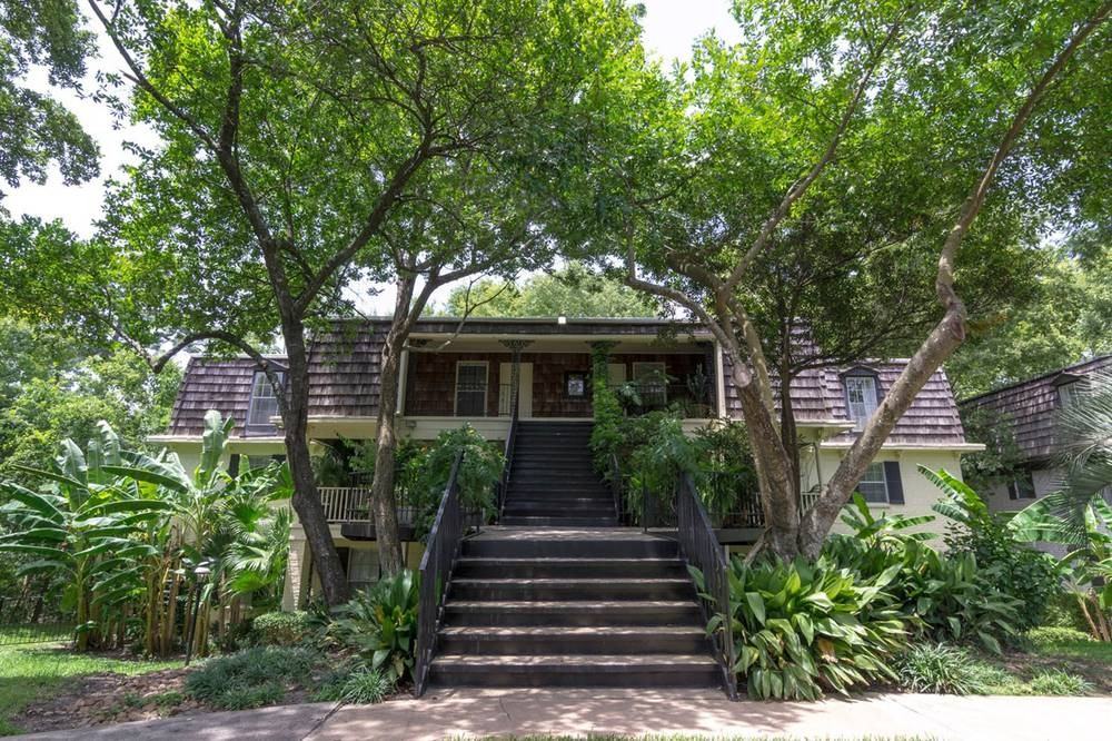 10220 Memorial Dr - Photo 7 of 8