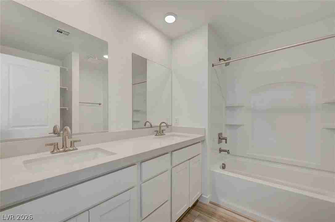 8484 W Agate Ave - Photo 3 of 49