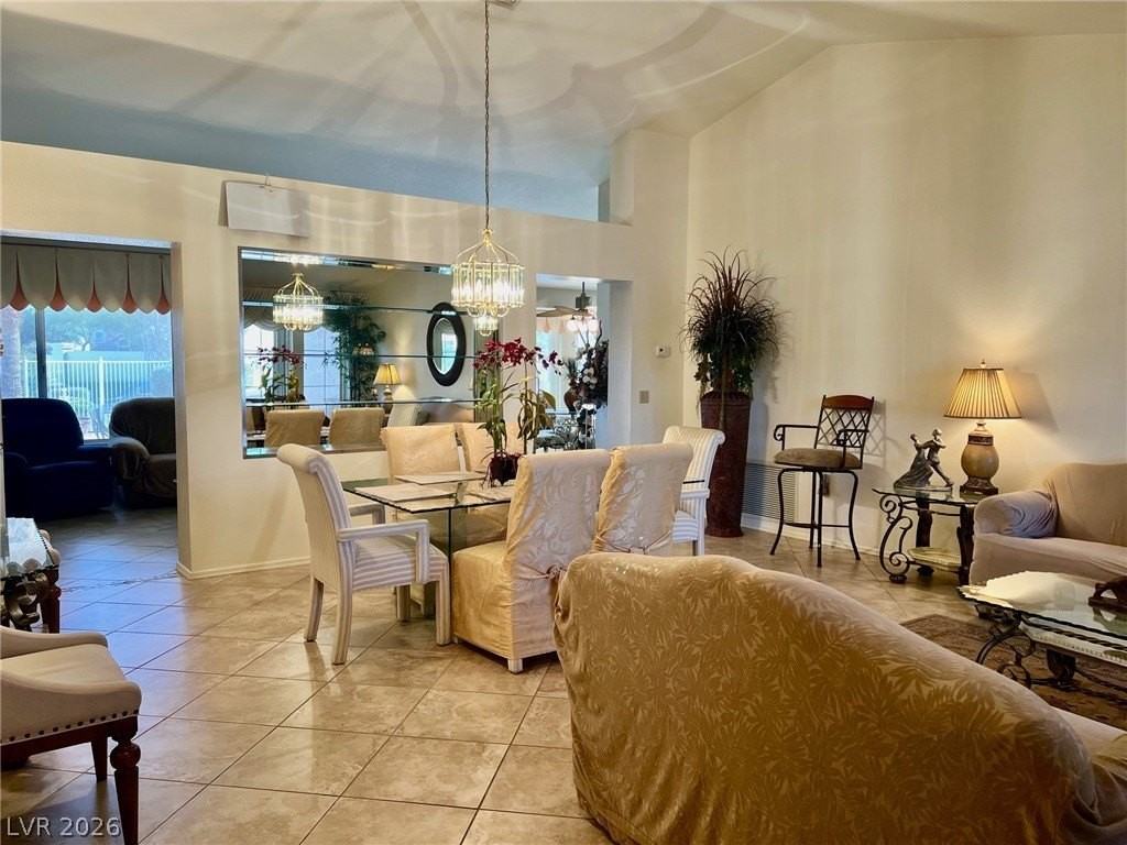 2404 Floyd Ct - Photo 6 of 16