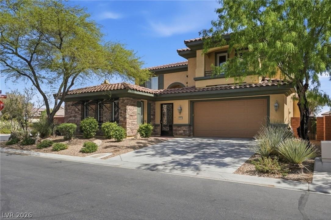 10344 Shropshire St - Photo 2 of 50