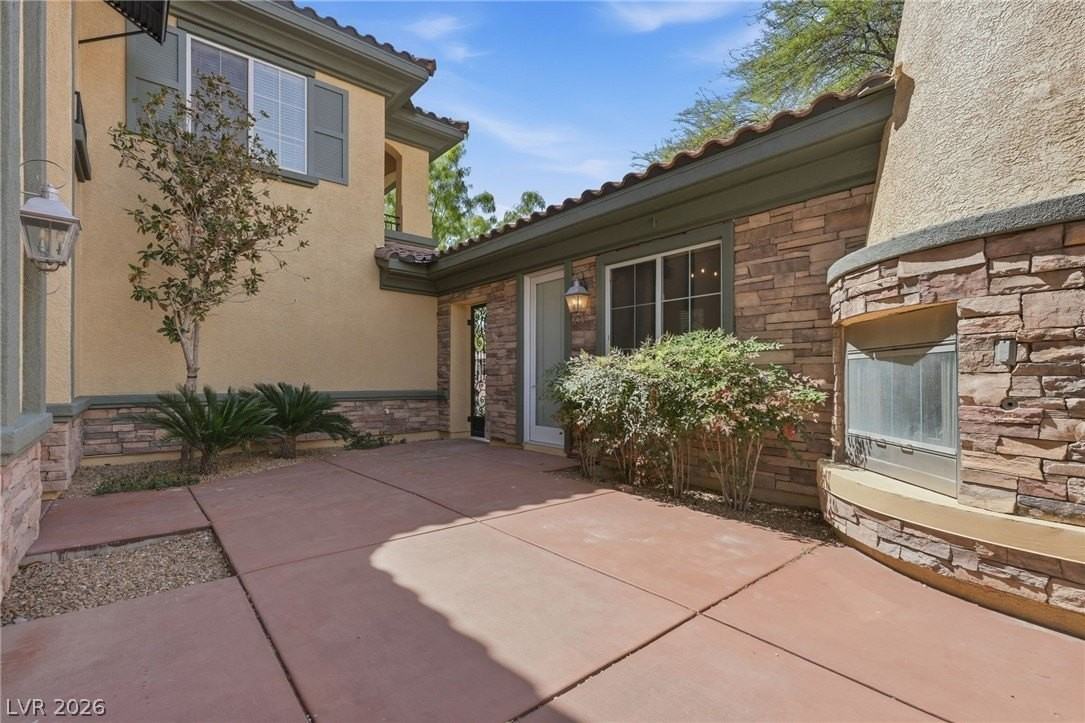 10344 Shropshire St - Photo 4 of 50