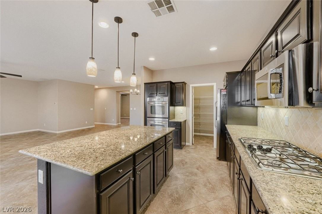 6928 Benson Ferry St - Photo 6 of 22