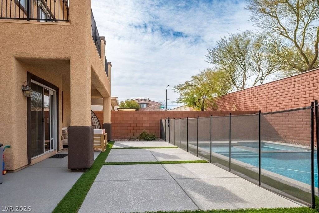 10137 Glorious Moon Ct - Photo 6 of 27