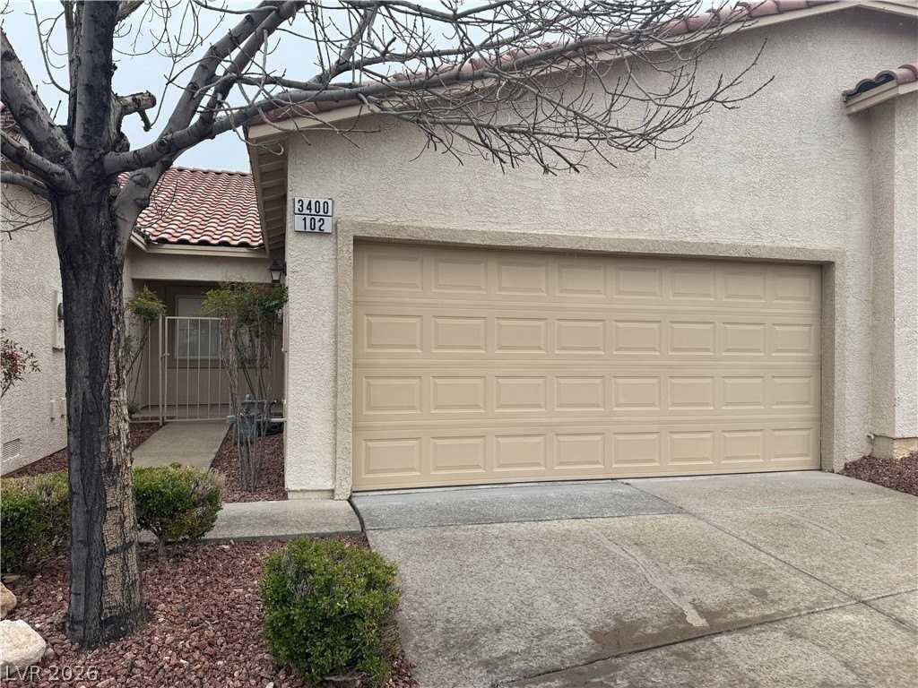 3400 Wexford Ln #102 - Photo 2 of 19