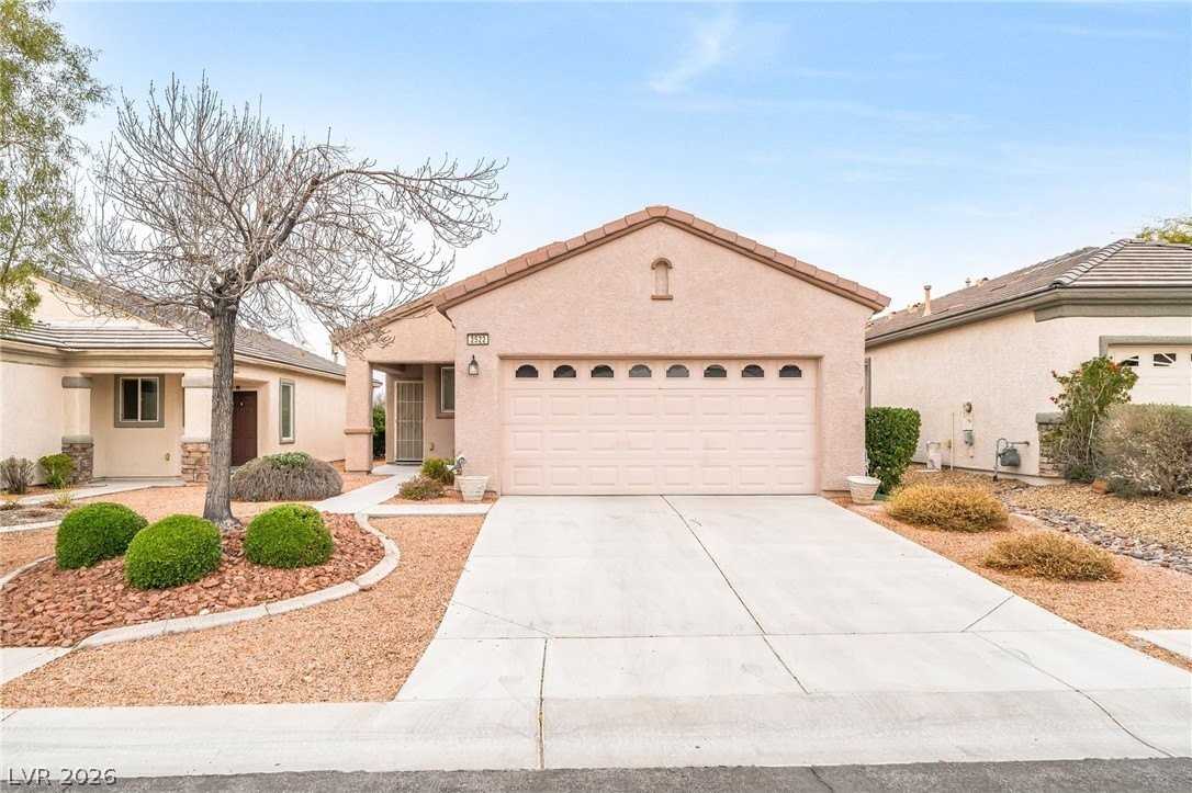 2522 Evening Twilight Ave - Photo 2 of 31