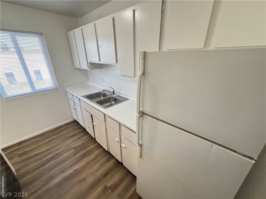 2036 Crawford St #D - Photo 3 of 25