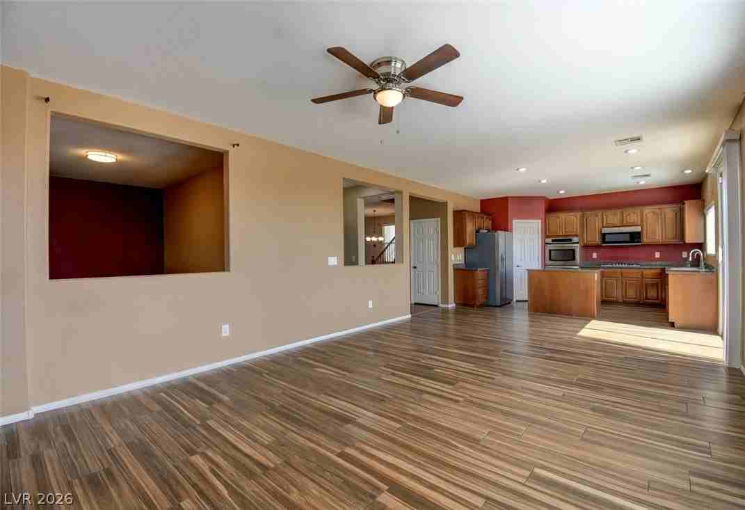 4013 Buteo Ln - Photo 5 of 17