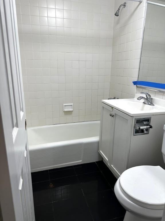 908 Amsterdam Ave - Photo 5 of 5