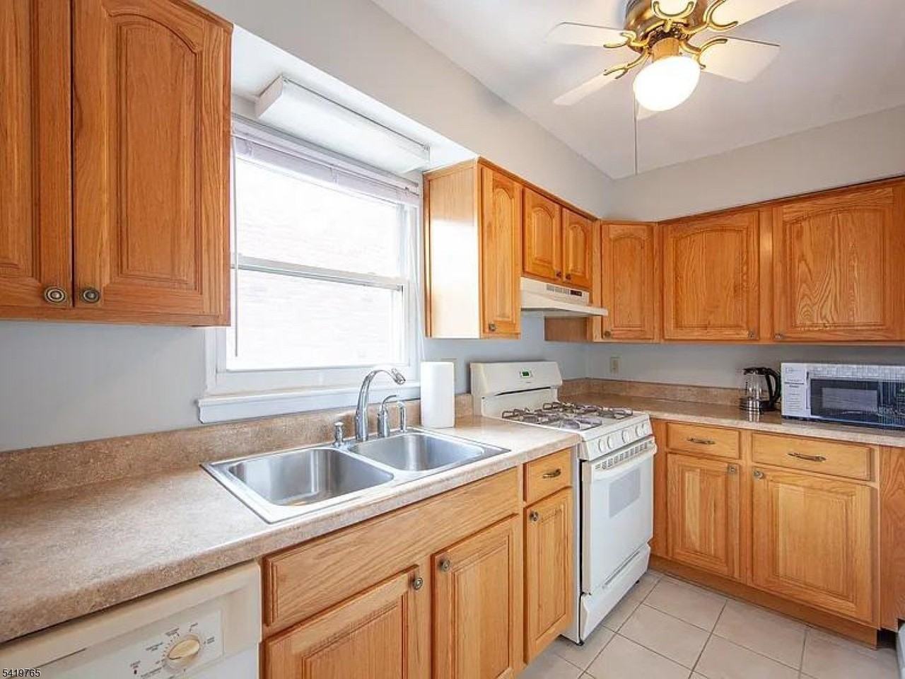 87 Roseland Ave #91 - Photo 7 of 9