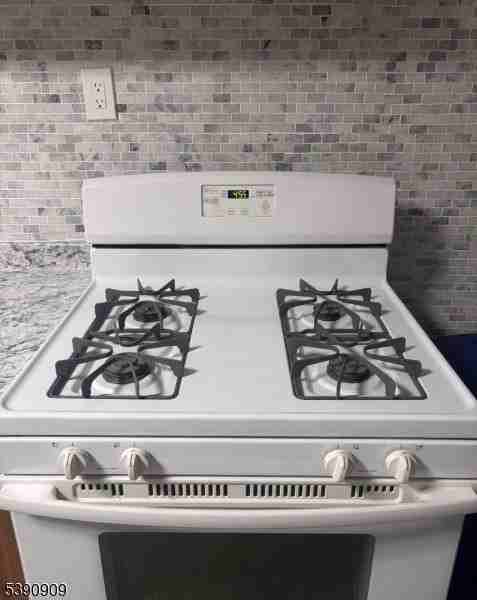 404 N 6th St #A - Photo 5 of 19