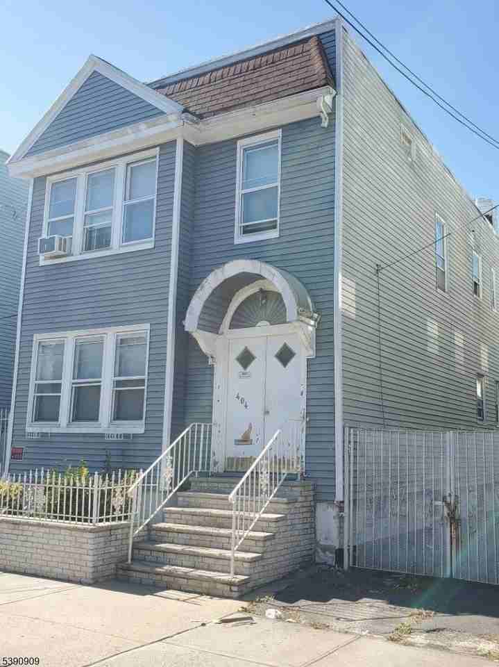 404 N 6th St #A - Photo 6 of 19