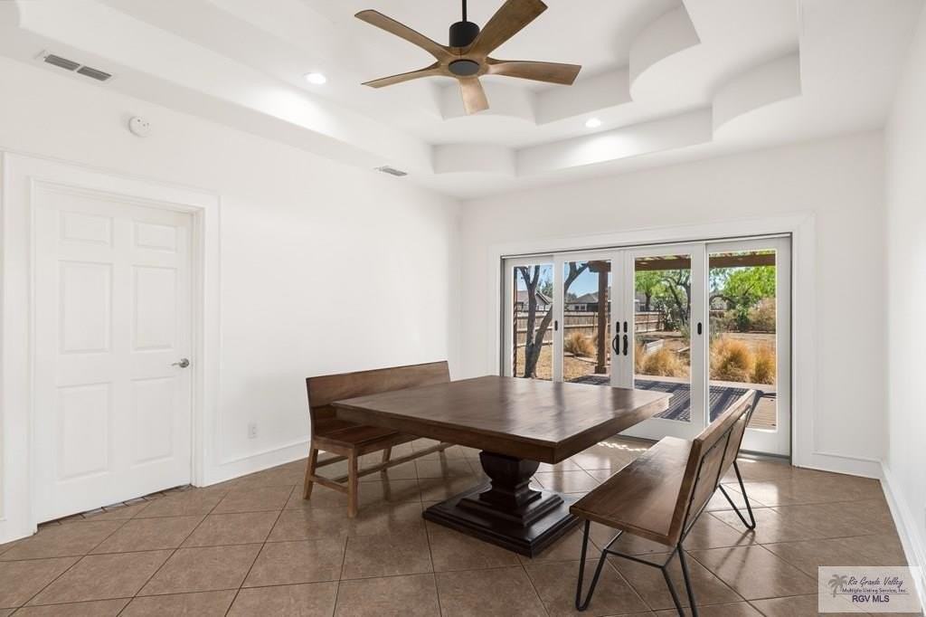 5684 Heron Cv - Photo 6 of 26