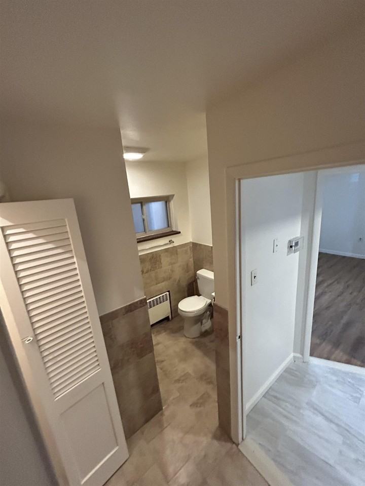 330 Sip Ave #1 - Photo 3 of 12