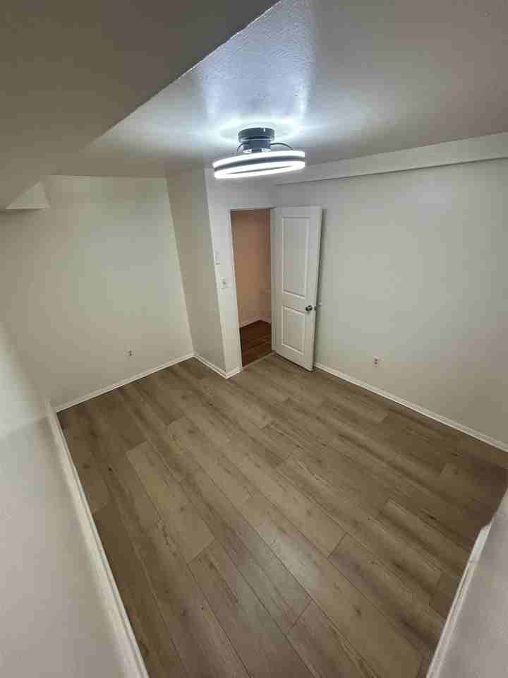 330 Sip Ave #1 - Photo 6 of 12
