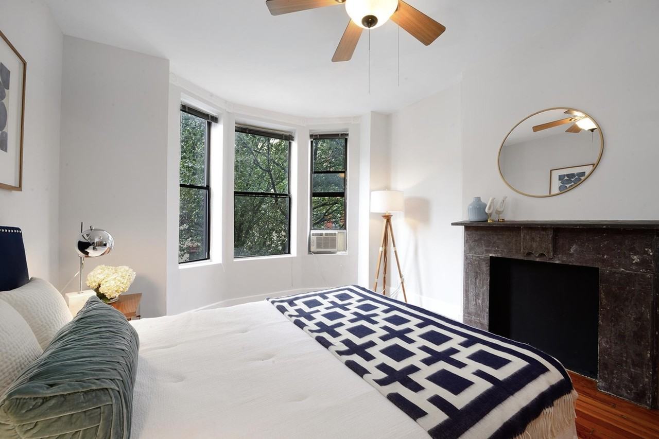 261 1st St #3E - Photo 2 of 10