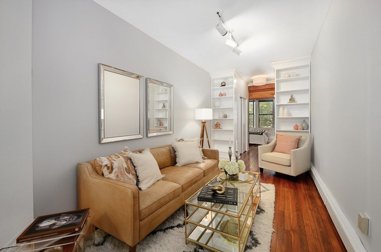 261 1st St #3E - Photo 4 of 10