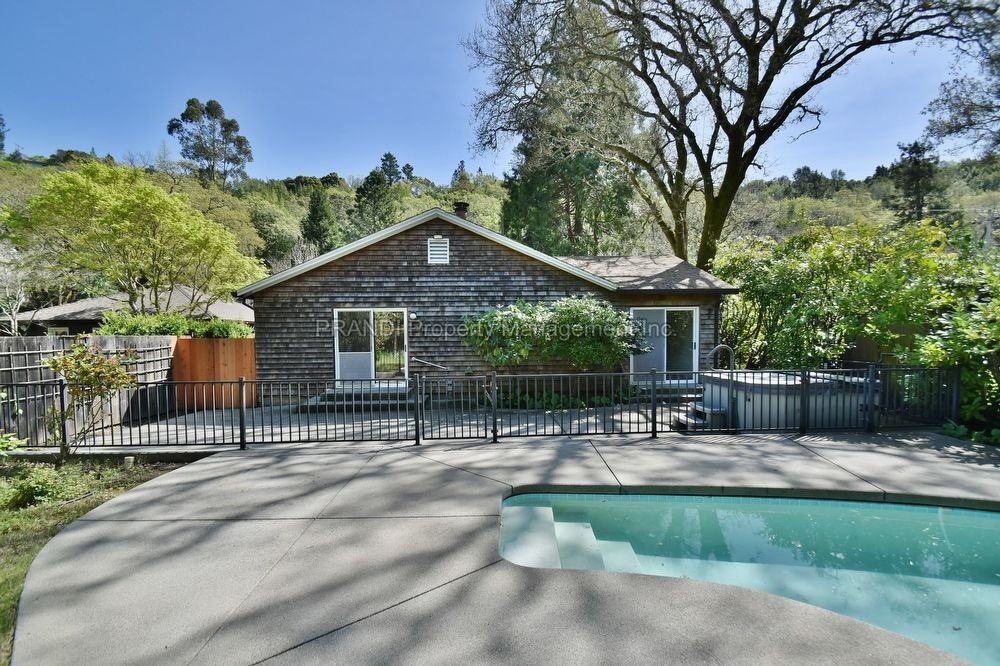 17 Meadow Way - Photo 3 of 21