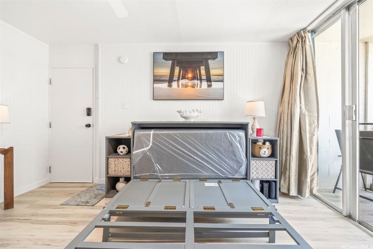 2509 Ala Wai Blvd #503 - Photo 6 of 12