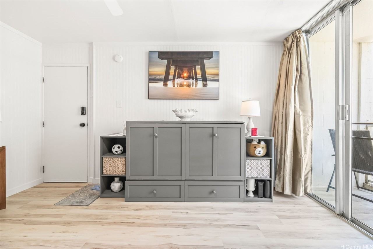 2509 Ala Wai Blvd #503 - Photo 7 of 12