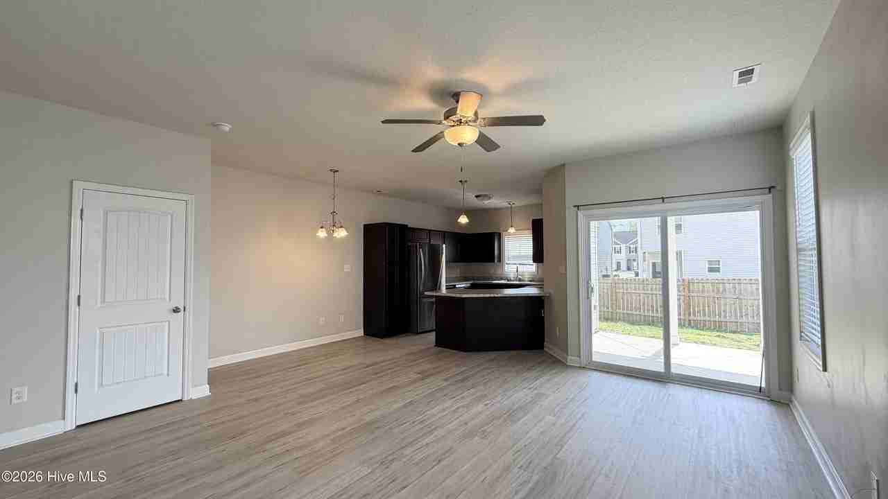 307 Otis Cv - Photo 5 of 18