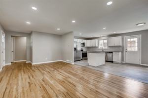 featured image of 1732 Florence St #1