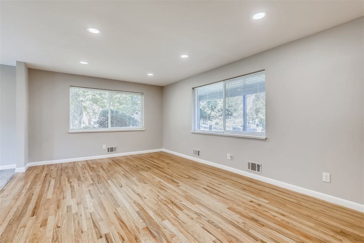 1732 Florence St #1 - Photo 2 of 18