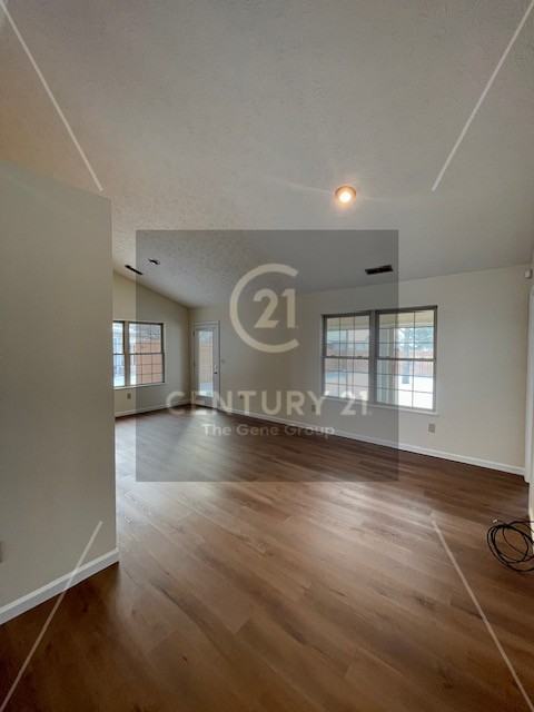 106 Warner Dr #1 - Photo 6 of 19