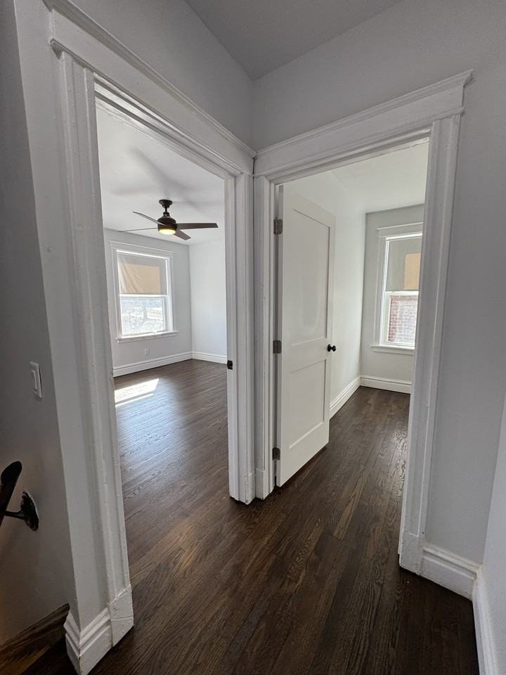 50095011 S Broadway #5011A - Photo 4 of 11