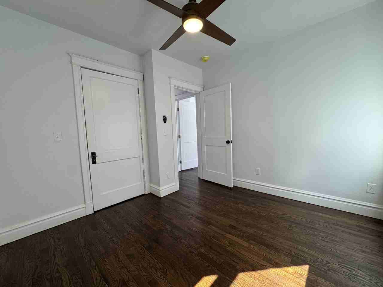 50095011 S Broadway #5011A - Photo 5 of 11