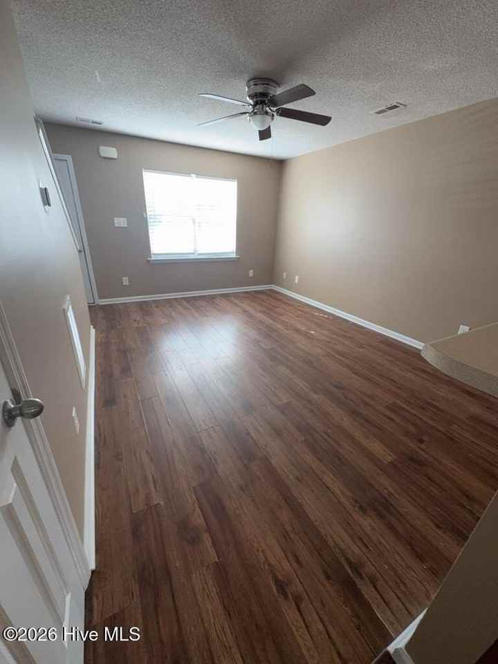 2005 Banister Loop - Photo 3 of 15