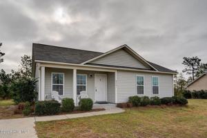 featured image of 8501 Heirloom Dr Ne