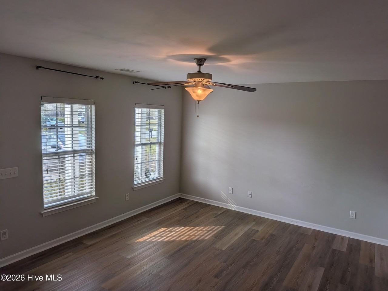 8501 Heirloom Dr Ne - Photo 2 of 16