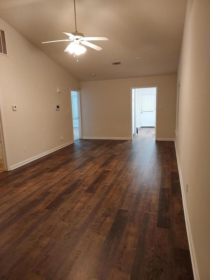 665 Brook Trl - Photo 3 of 16