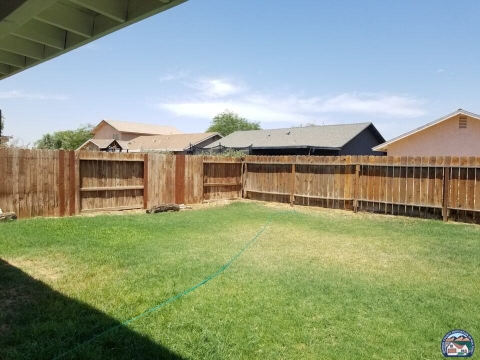 417 Conestoga Ln - Photo 3 of 18