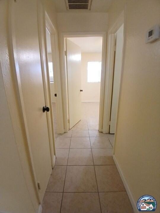 919 E St unit: Apt D - Photo 7 of 9