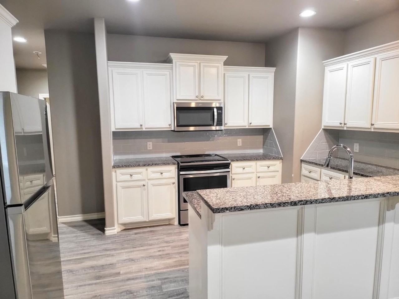 2219 Quitman Ave - Photo 4 of 15