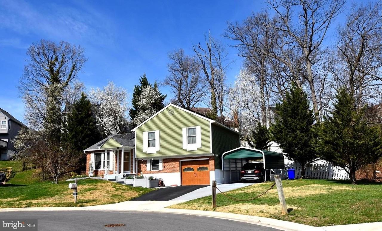 3150 Beethoven Way - Photo 2 of 26